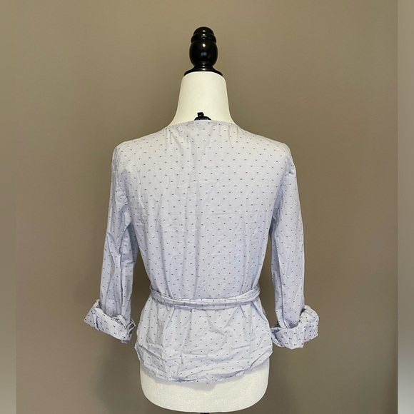 RW&Co Blue Pattern Wrap Tulip Shirt - Size Small - Picture 2 of 2